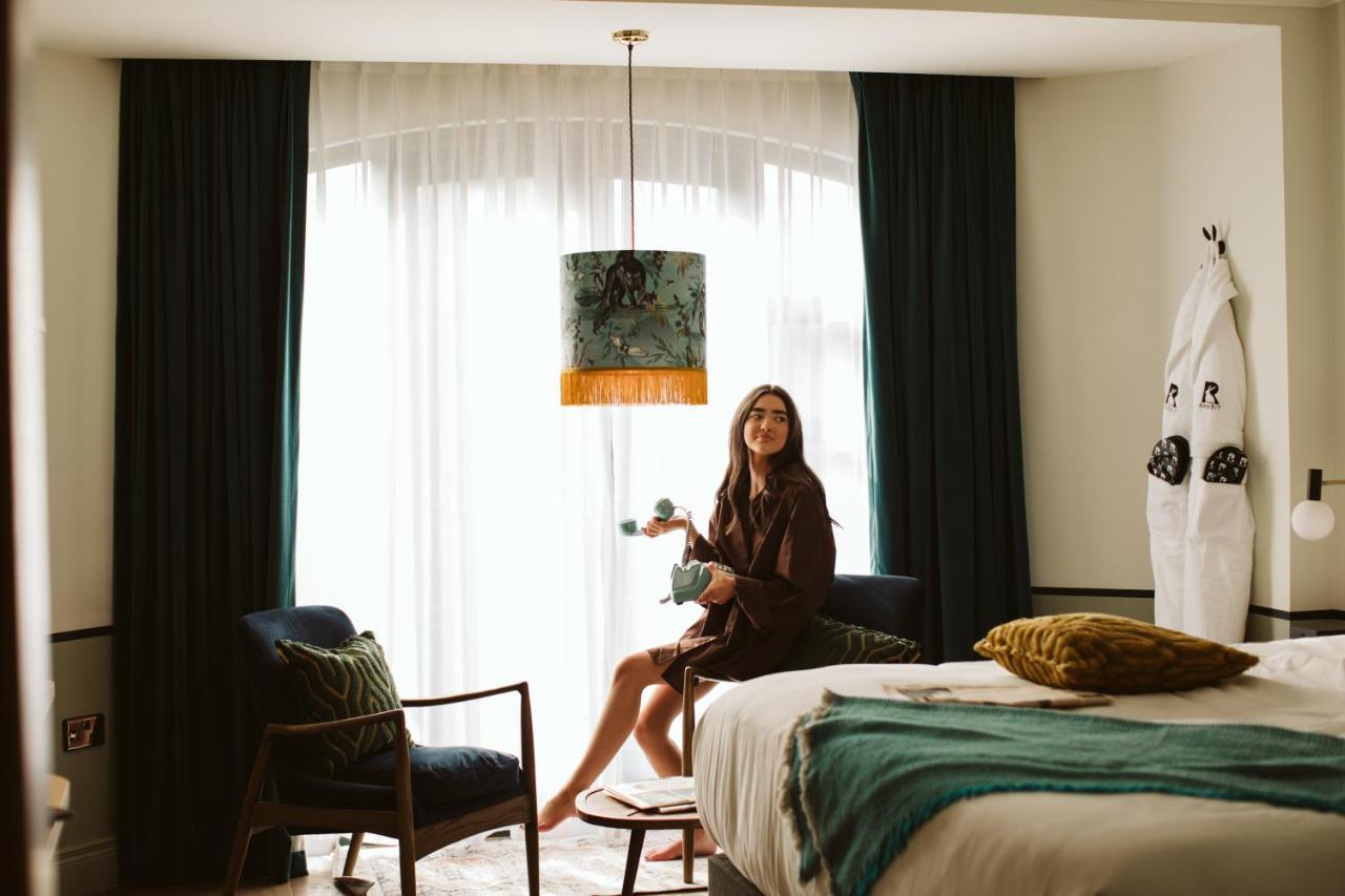The Rabbit Hotel & Retreat Темпълпатрик Екстериор снимка