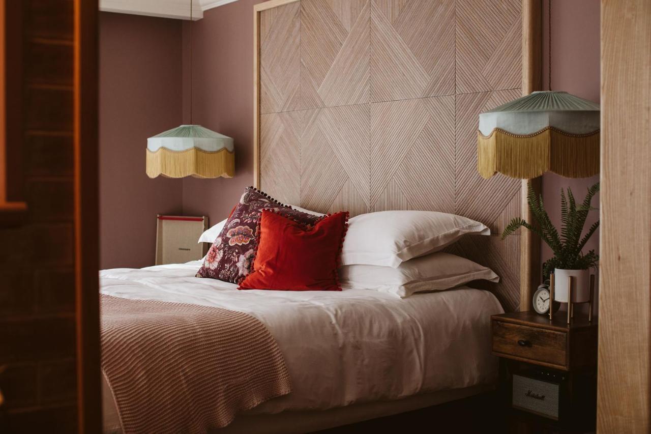 The Rabbit Hotel & Retreat Темпълпатрик Екстериор снимка