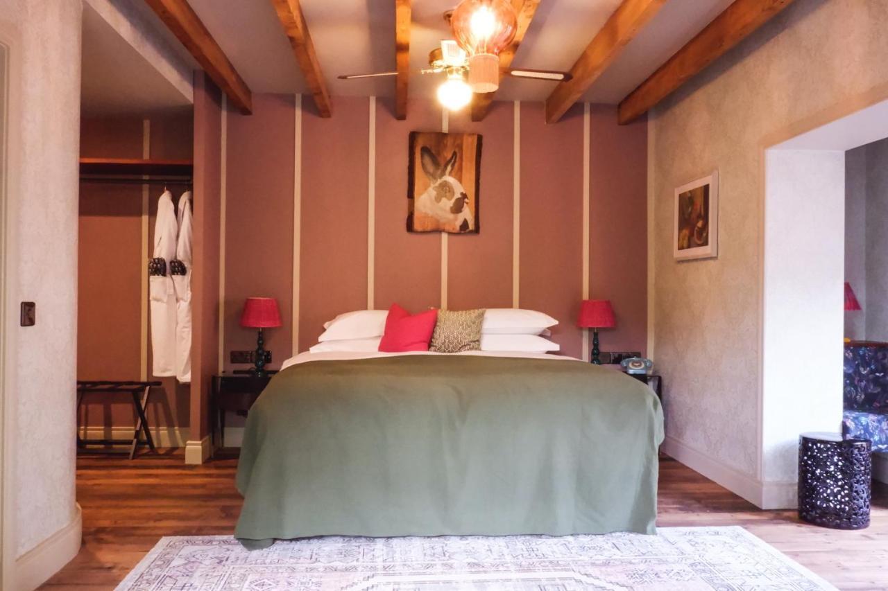 The Rabbit Hotel & Retreat Темпълпатрик Екстериор снимка